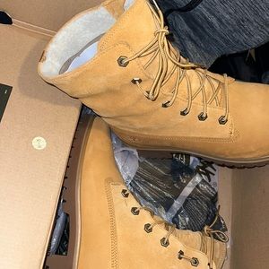 Women’s timberlands brand new